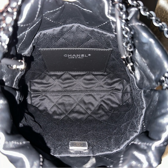 🌴SOLD🌴 NWT FULL SET Chanel 22 Mini SO BLACK Lambskin leather 24C New Release - Picture 8 of 8